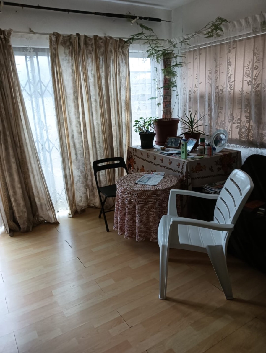 5 Bedroom Property for Sale in Wavecrest Eastern Cape